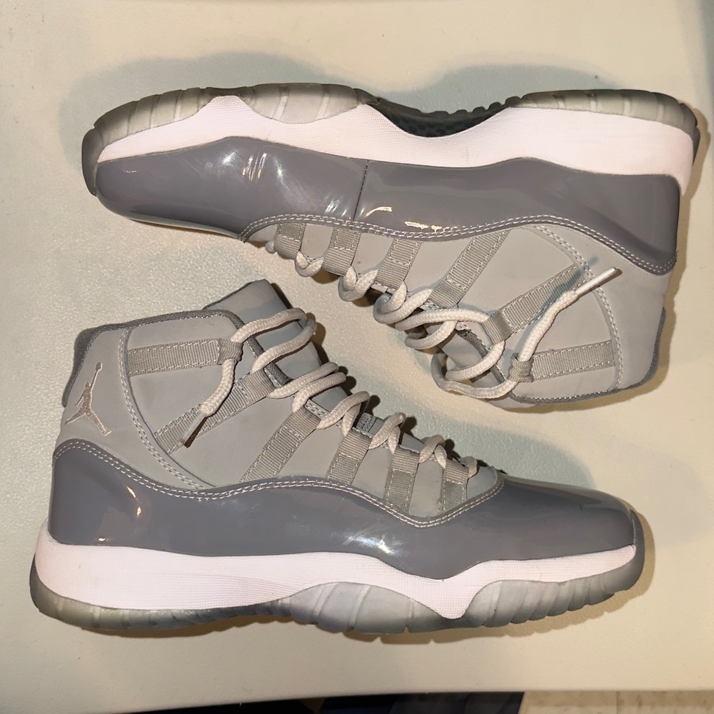 Jordan 11 Cool grey